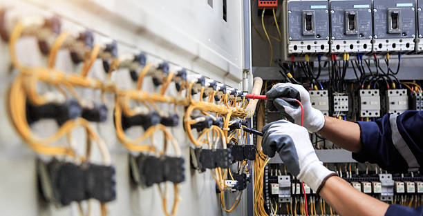 Professional Electrician technician working in Lake Mary, FL